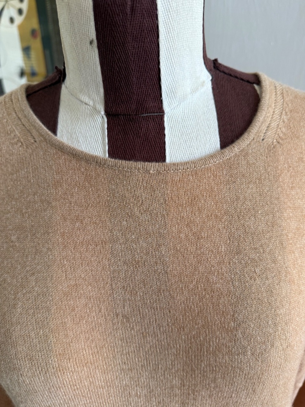 Talbots Pure Cashmere Crew Neck Sweater Tan Women's Medium Petite NWT - Picture 3 of 7